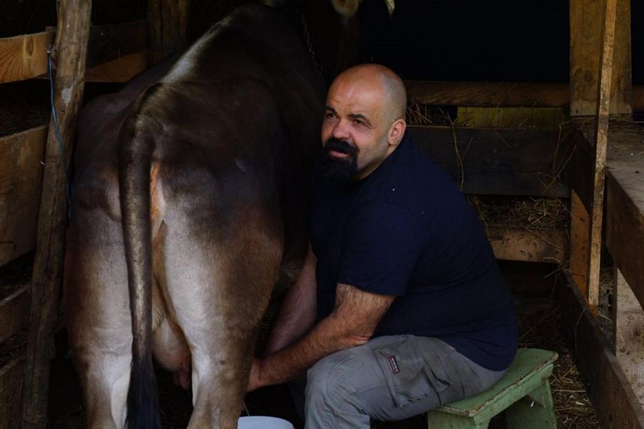 Agriturismo Di Charme E Ristorante Stallato Il Filo Di Paglia Carro Eksteriør bilde