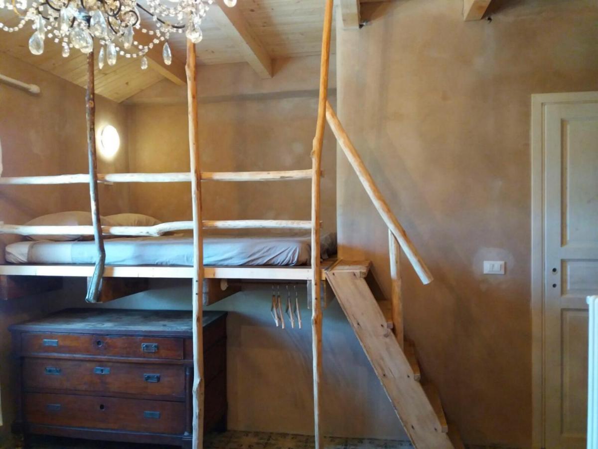 Agriturismo Di Charme E Ristorante Stallato Il Filo Di Paglia Carro Eksteriør bilde