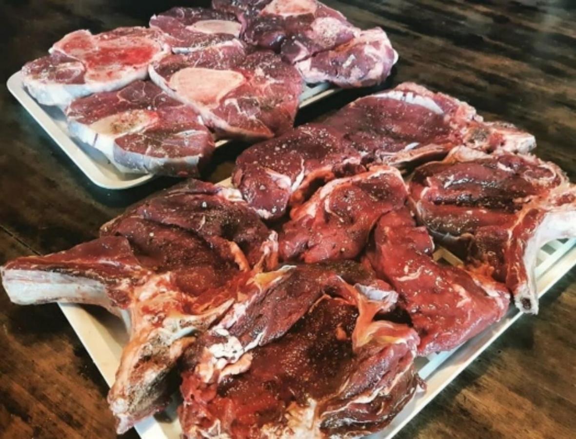 Agriturismo Di Charme E Ristorante Stallato Il Filo Di Paglia Carro Eksteriør bilde
