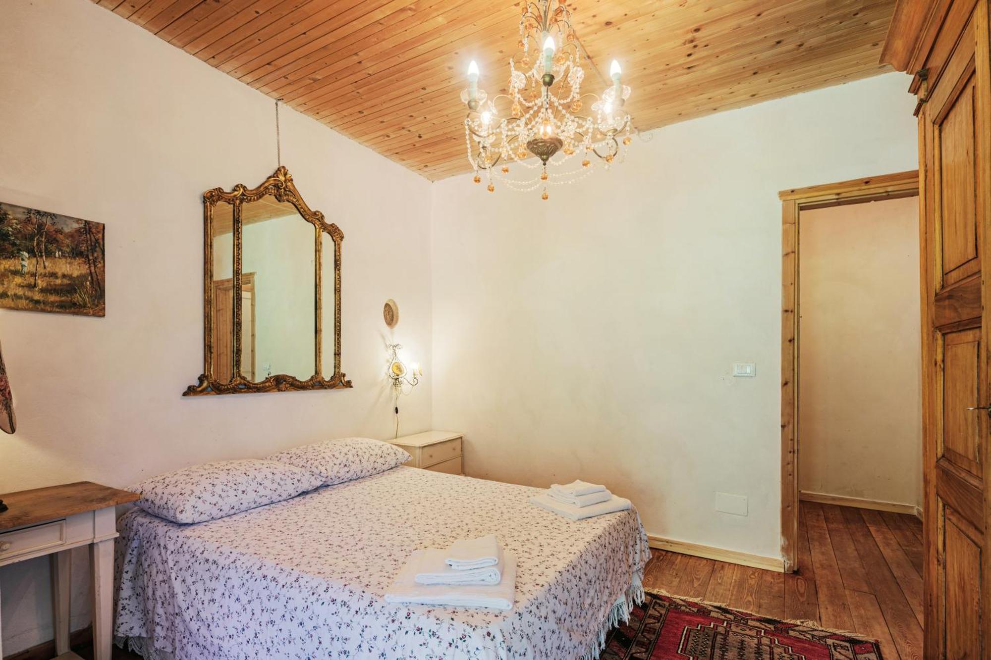 Agriturismo Di Charme E Ristorante Stallato Il Filo Di Paglia Carro Eksteriør bilde