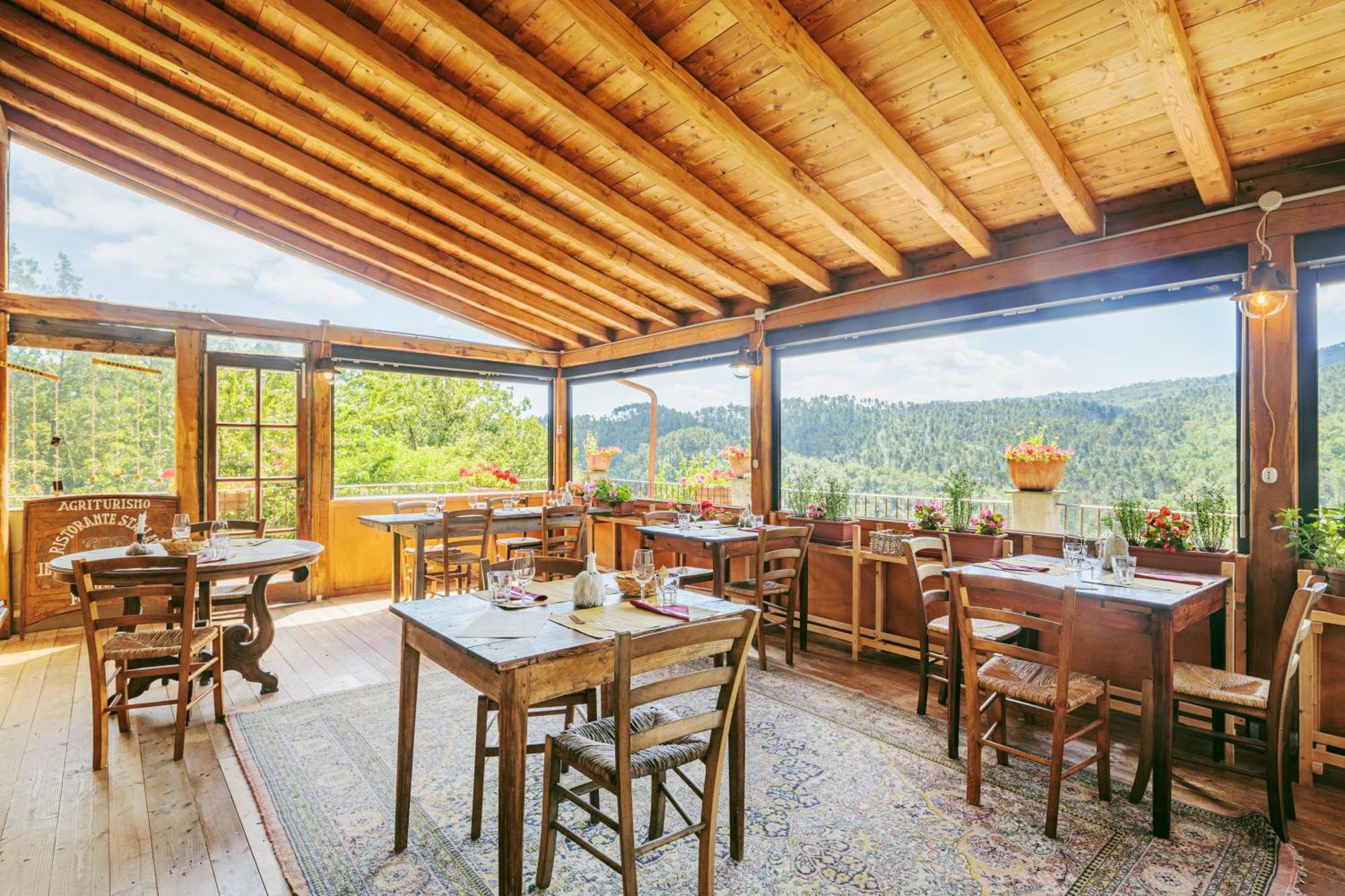 Agriturismo Di Charme E Ristorante Stallato Il Filo Di Paglia Carro Eksteriør bilde