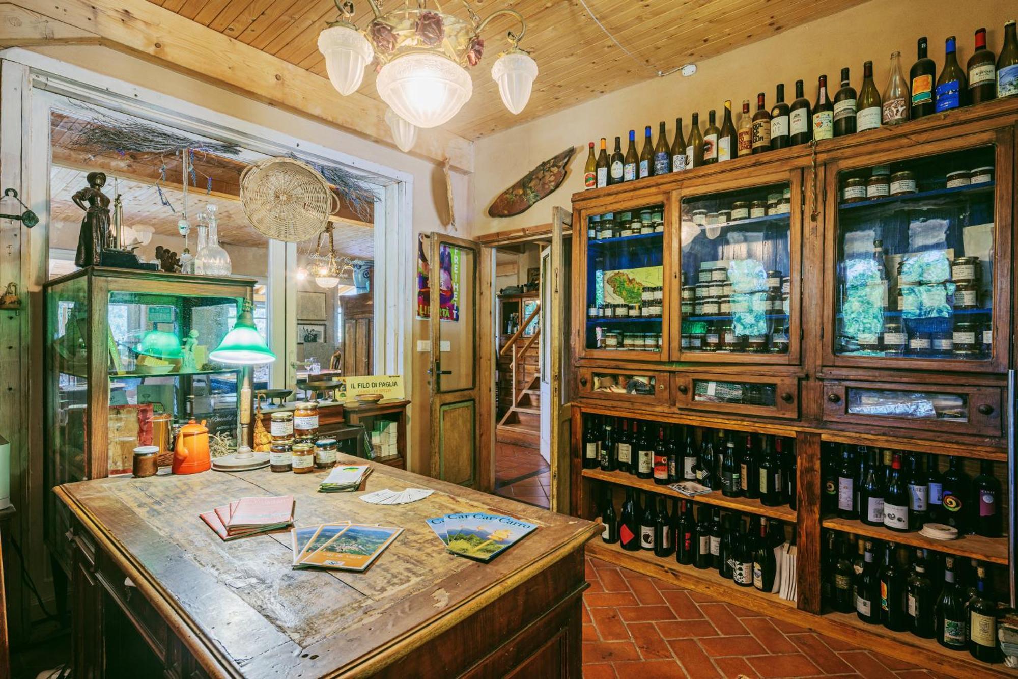 Agriturismo Di Charme E Ristorante Stallato Il Filo Di Paglia Carro Eksteriør bilde