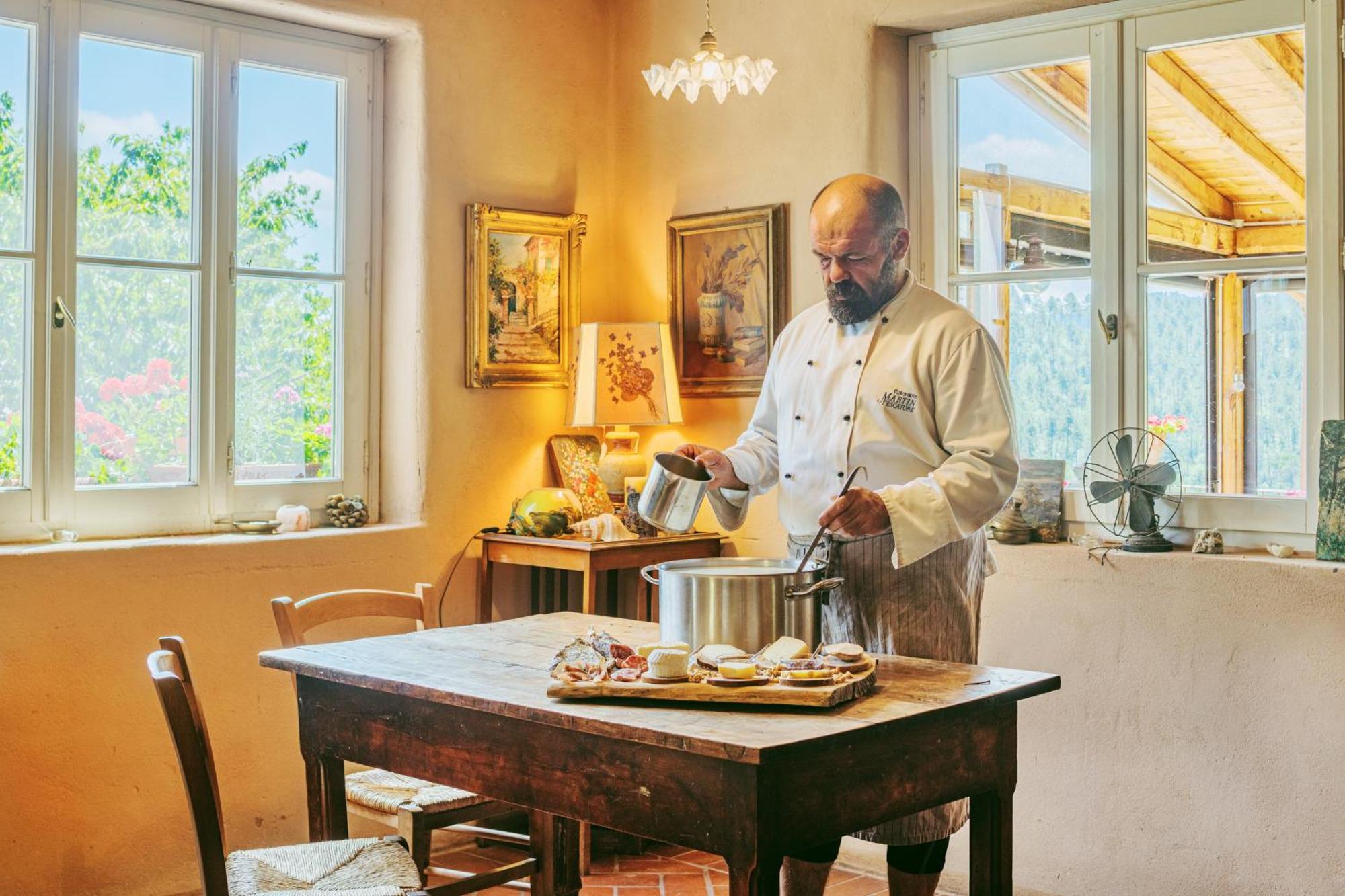 Agriturismo Di Charme E Ristorante Stallato Il Filo Di Paglia Carro Eksteriør bilde